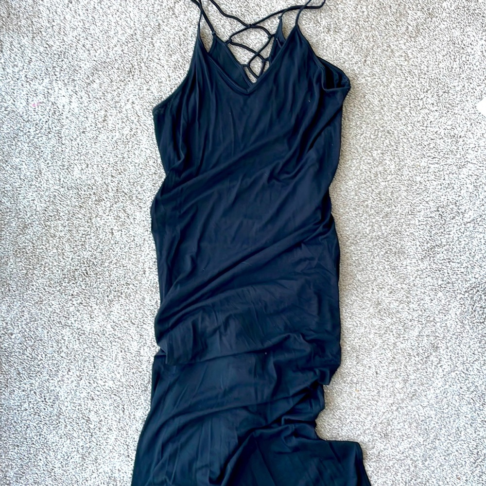 🌼3/$30 Black Maxi Criss Cross Back Dress
